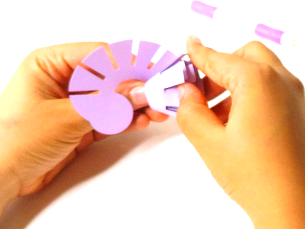 How to Make 3D Rolled Paper Flowers With Cricut