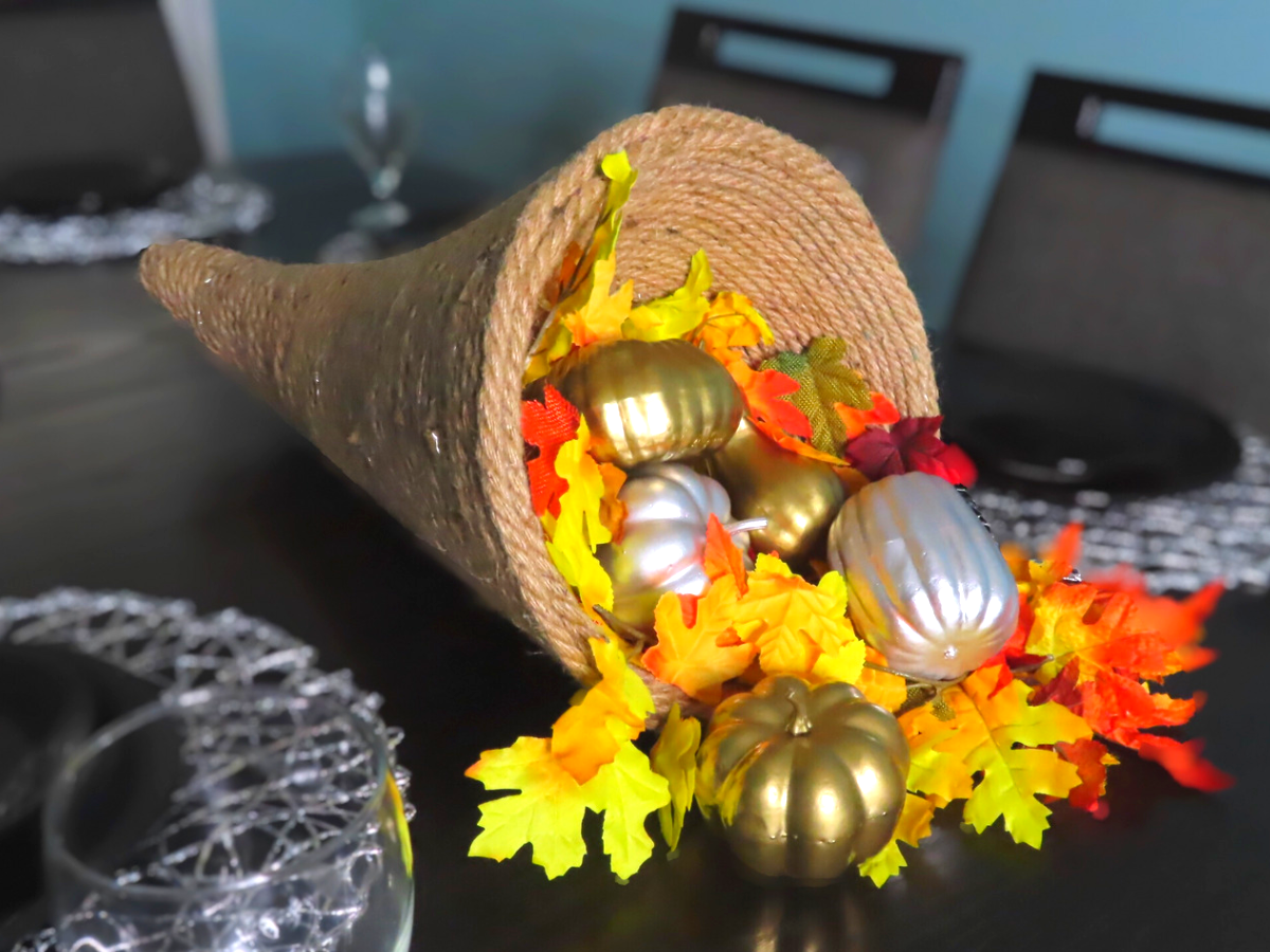 How to Make a Beautiful Cornucopia for Thanksgiving