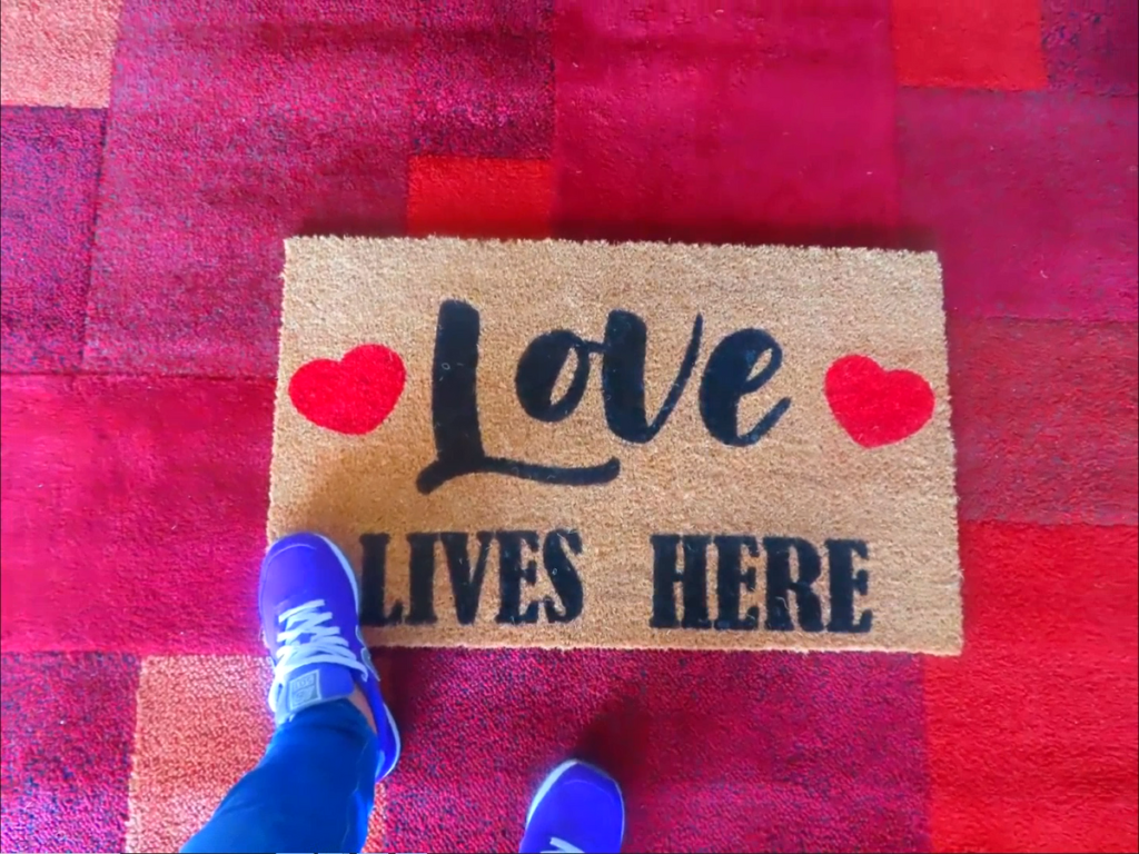 The Finished DIY Doormat with Cricut
